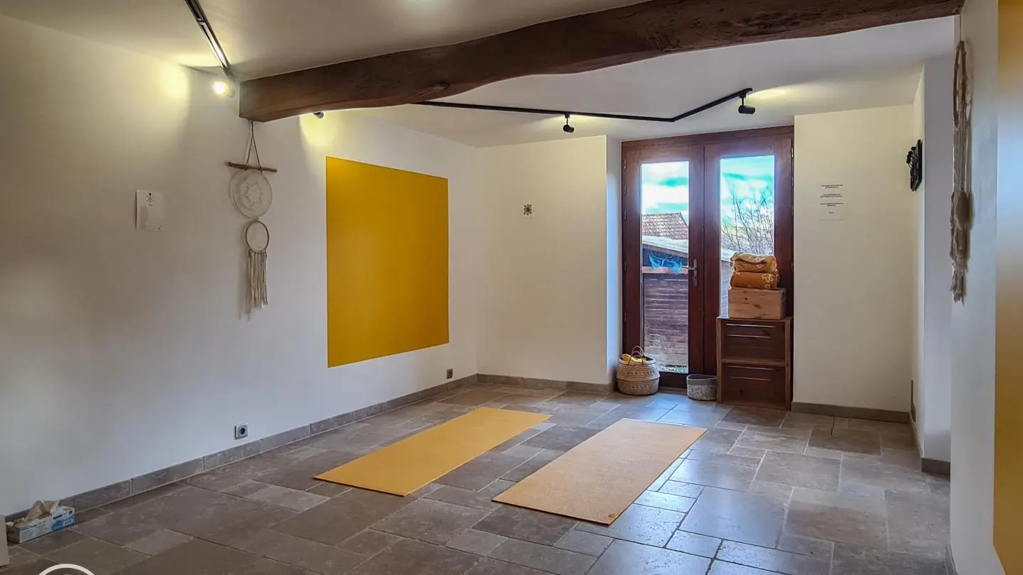 Espace yoga voisin (activité non-incluse dans la location)