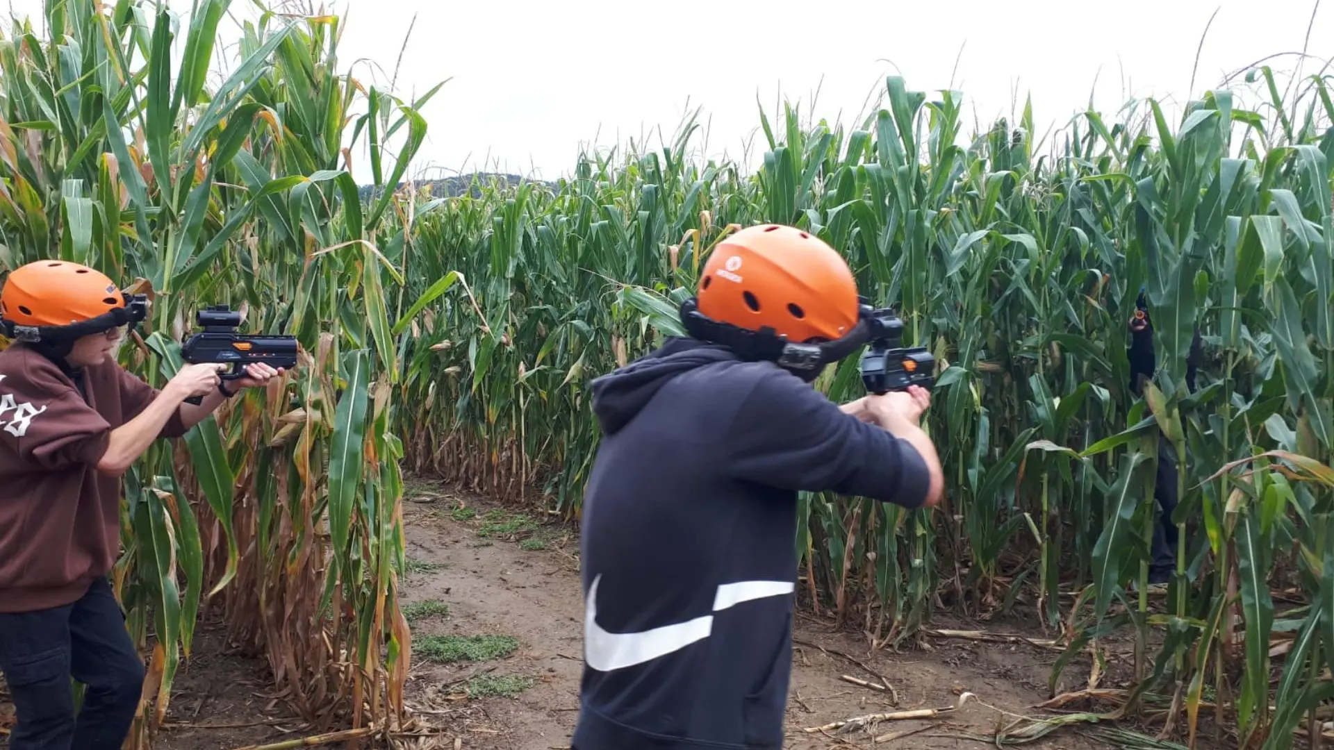 Ferme des delices foreziens,lasergame,jeux,equipes,labyrinthe,famille,amis,teambuilding,anniversaire,EJF-EVG,st cyr les vignes,Loire Forez 42