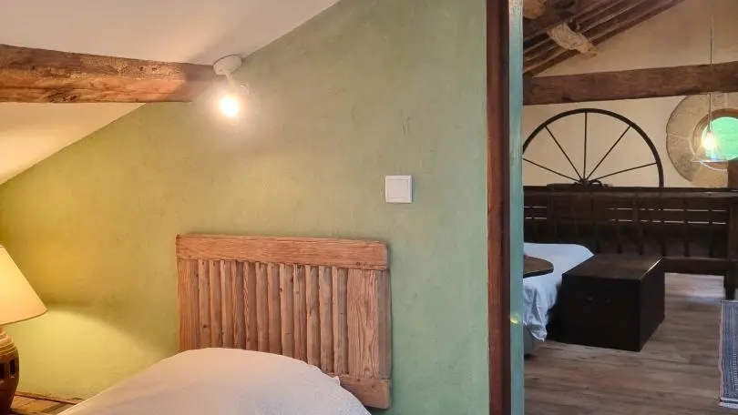 Duplex de Campagne : chambre 6 : deux lits simples.