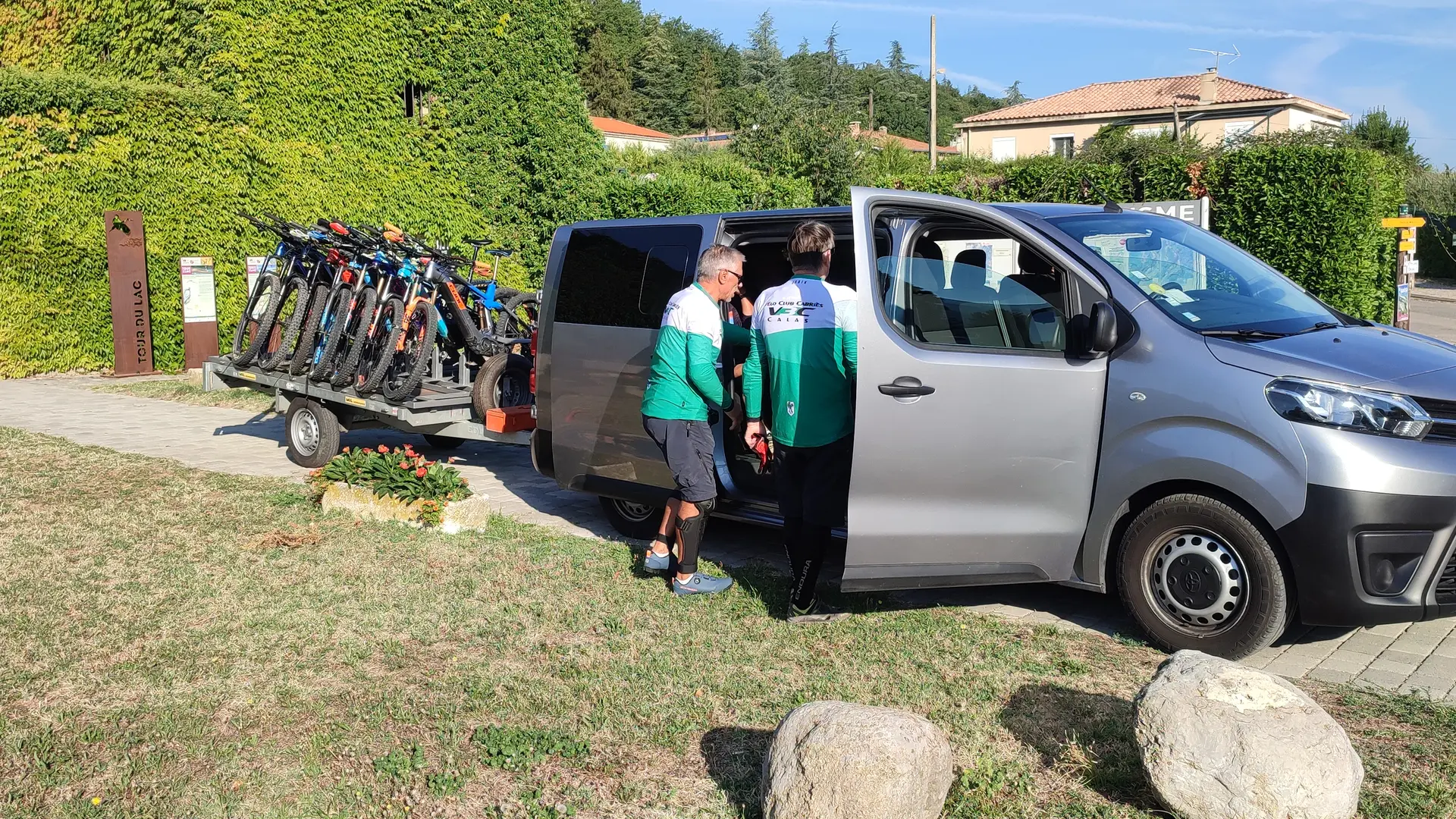 Navette et remorque VTT