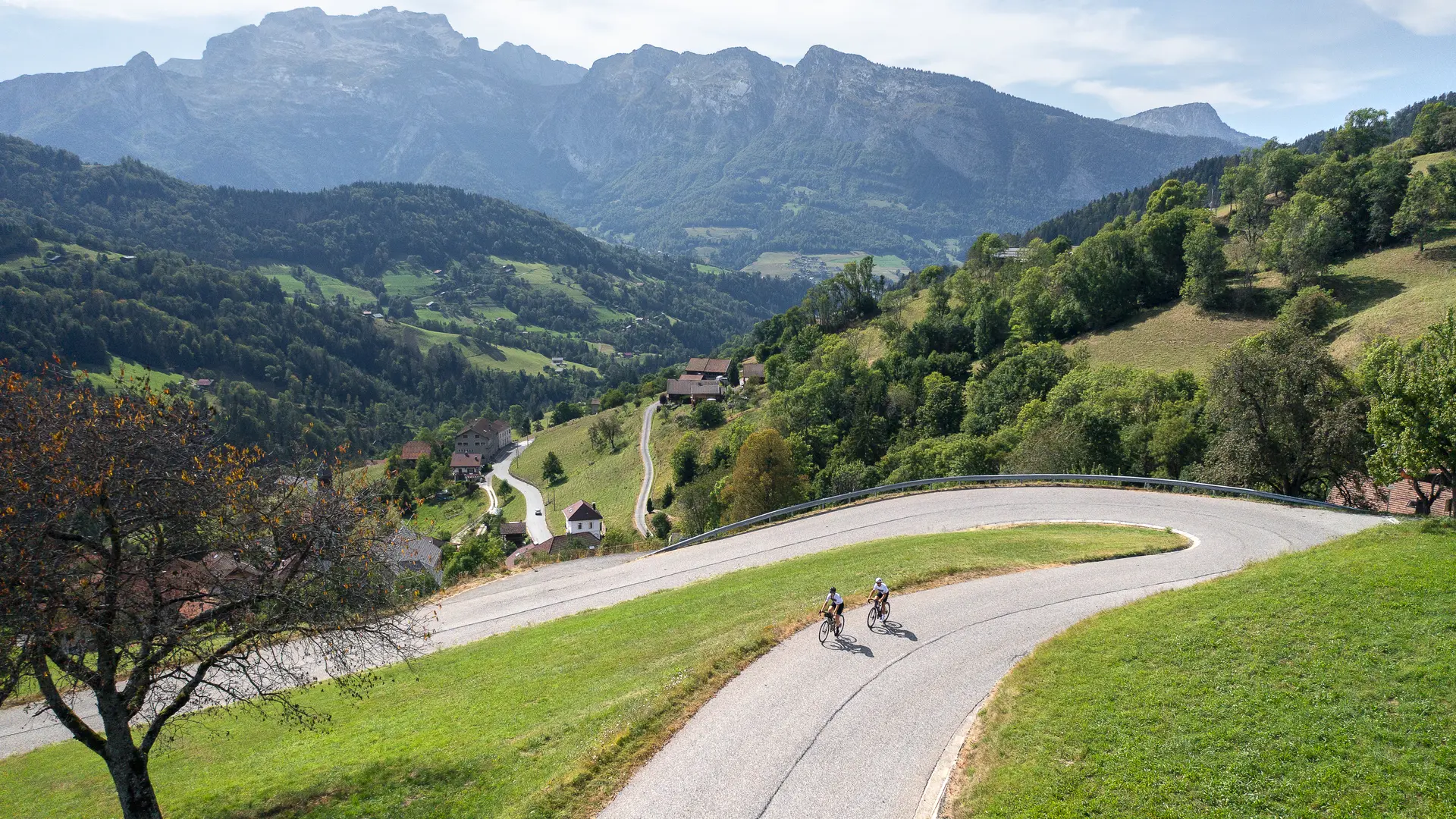 Cyclisme à Manigod, montée au Col de la Croix Fry