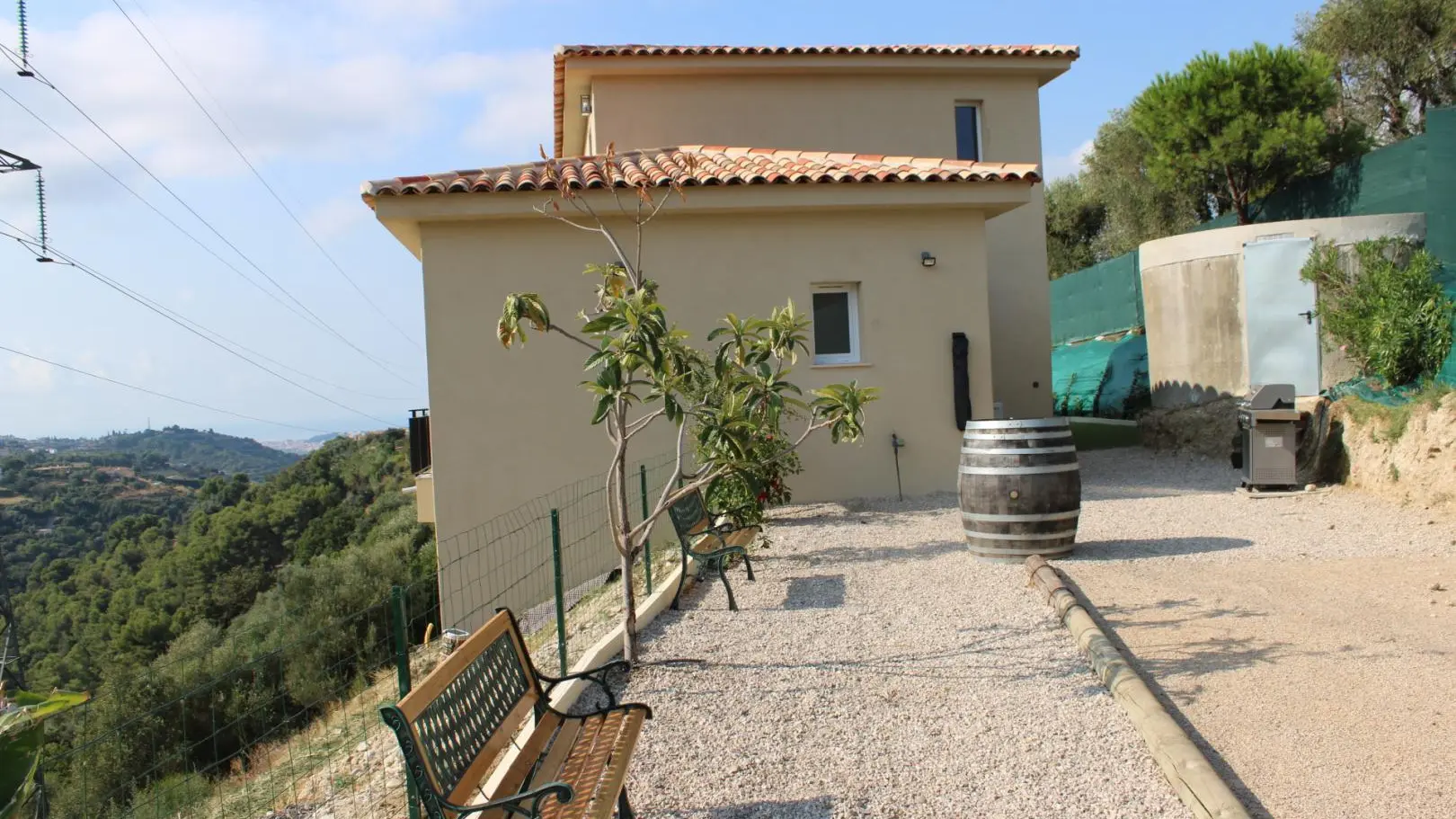 Gite de Bellet-Terrain de pétanque-Gîtes de France Alpes-Maritimes