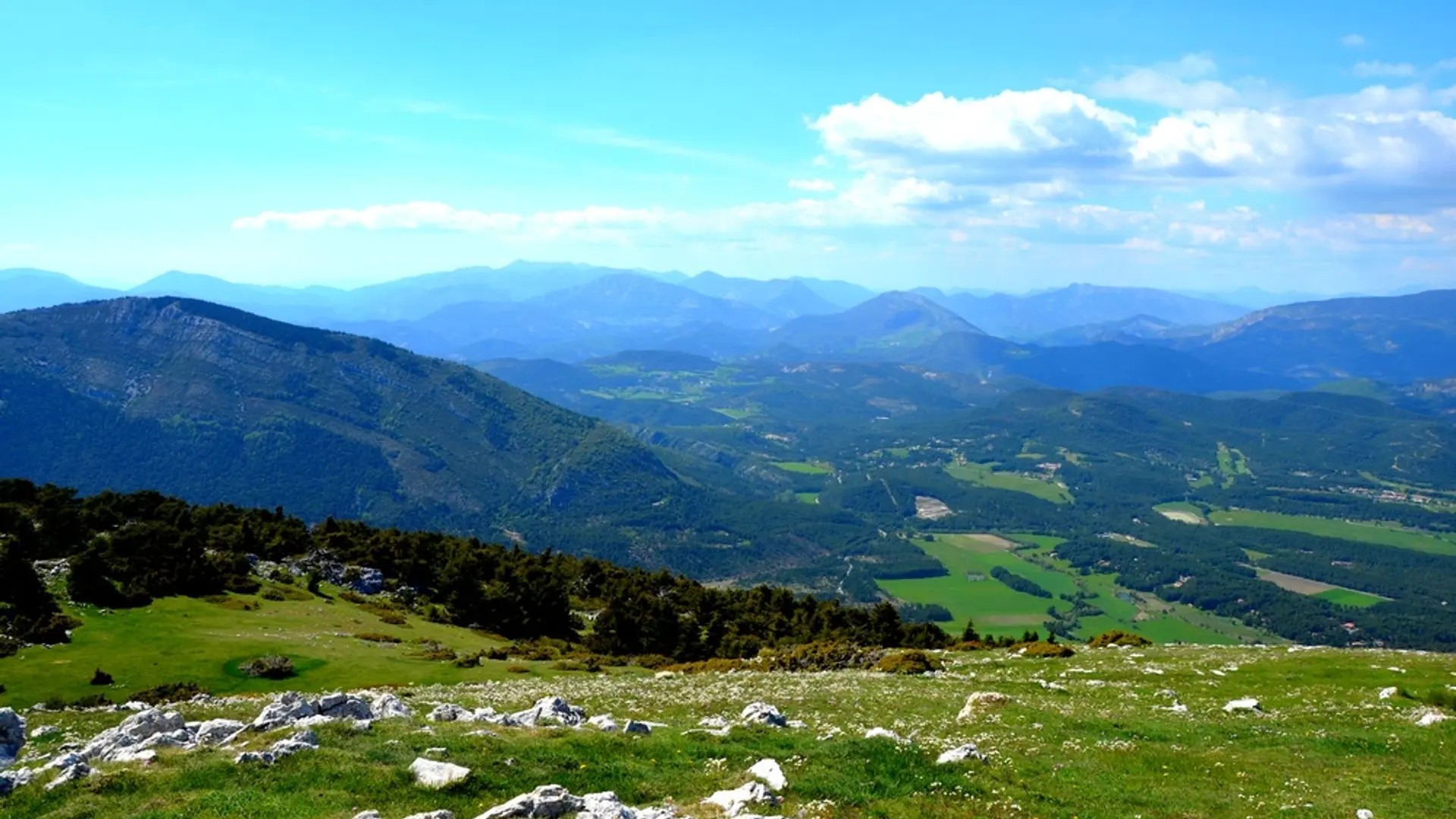 Vue depuis le toit du Var