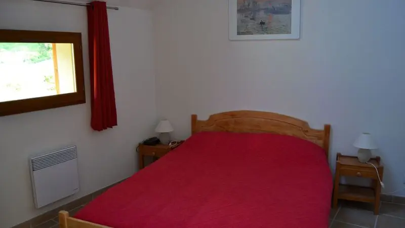 Chambre - Chalet Le Belvédère des Audes SAINT-ANDRÉ-D'EMBRUN