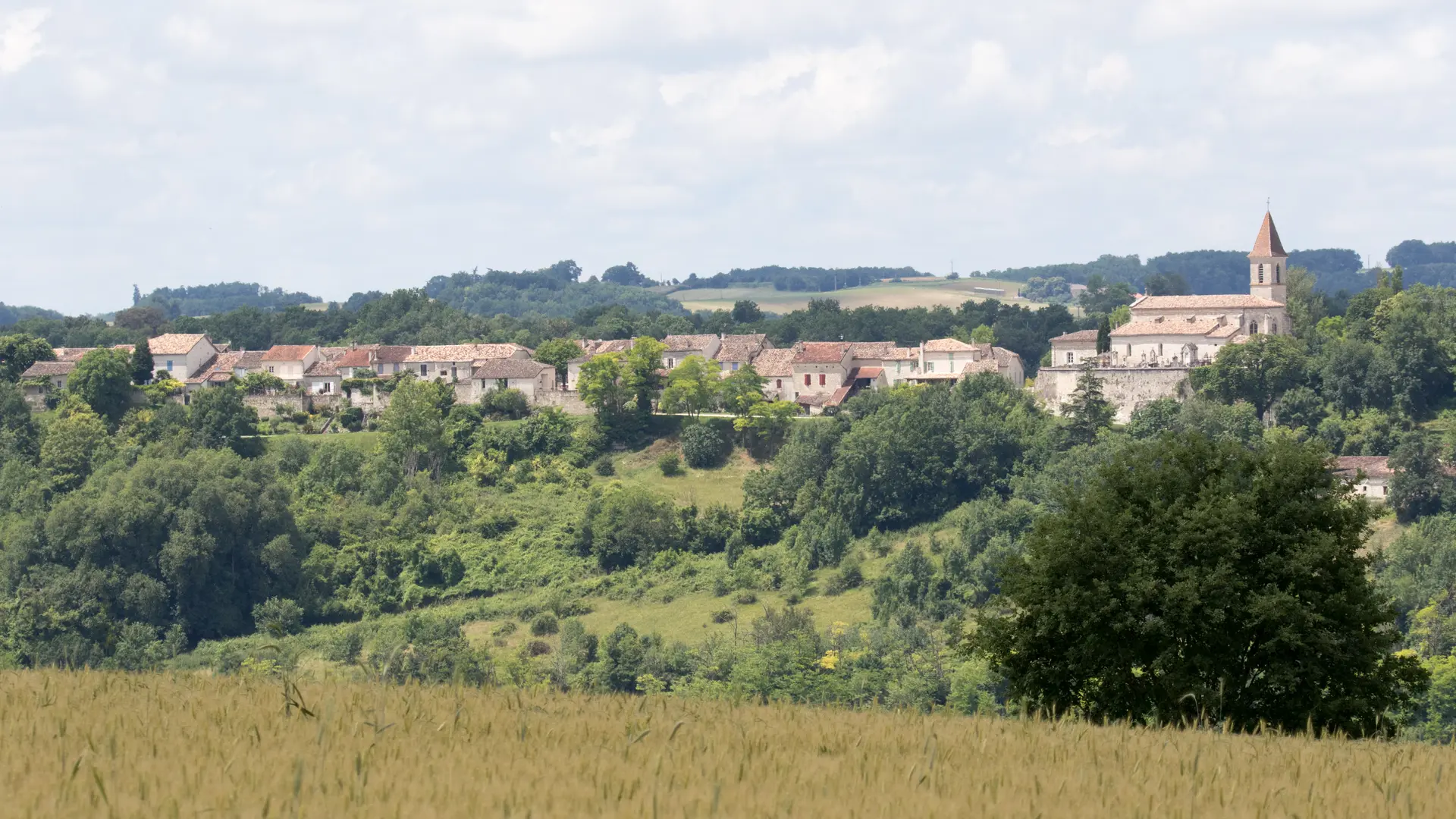 Village de Montjoi