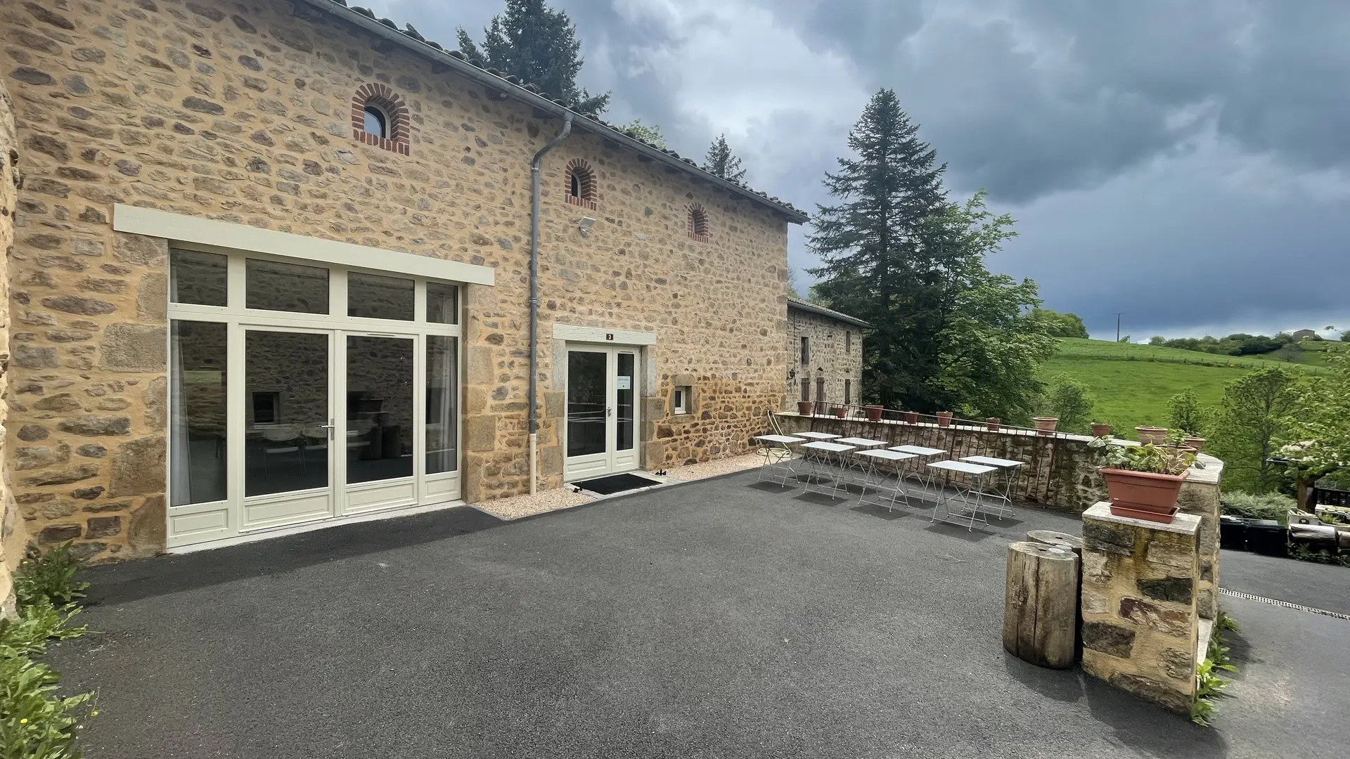 salle marame et sa terrasse