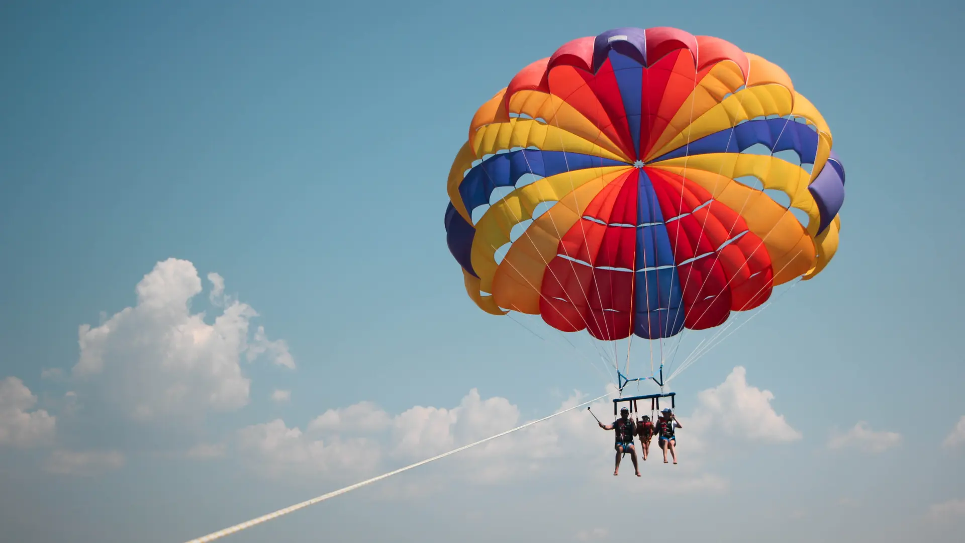 Saint-Cyr parachute ascensionnel