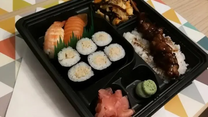 Plateau de spécialités japonaises