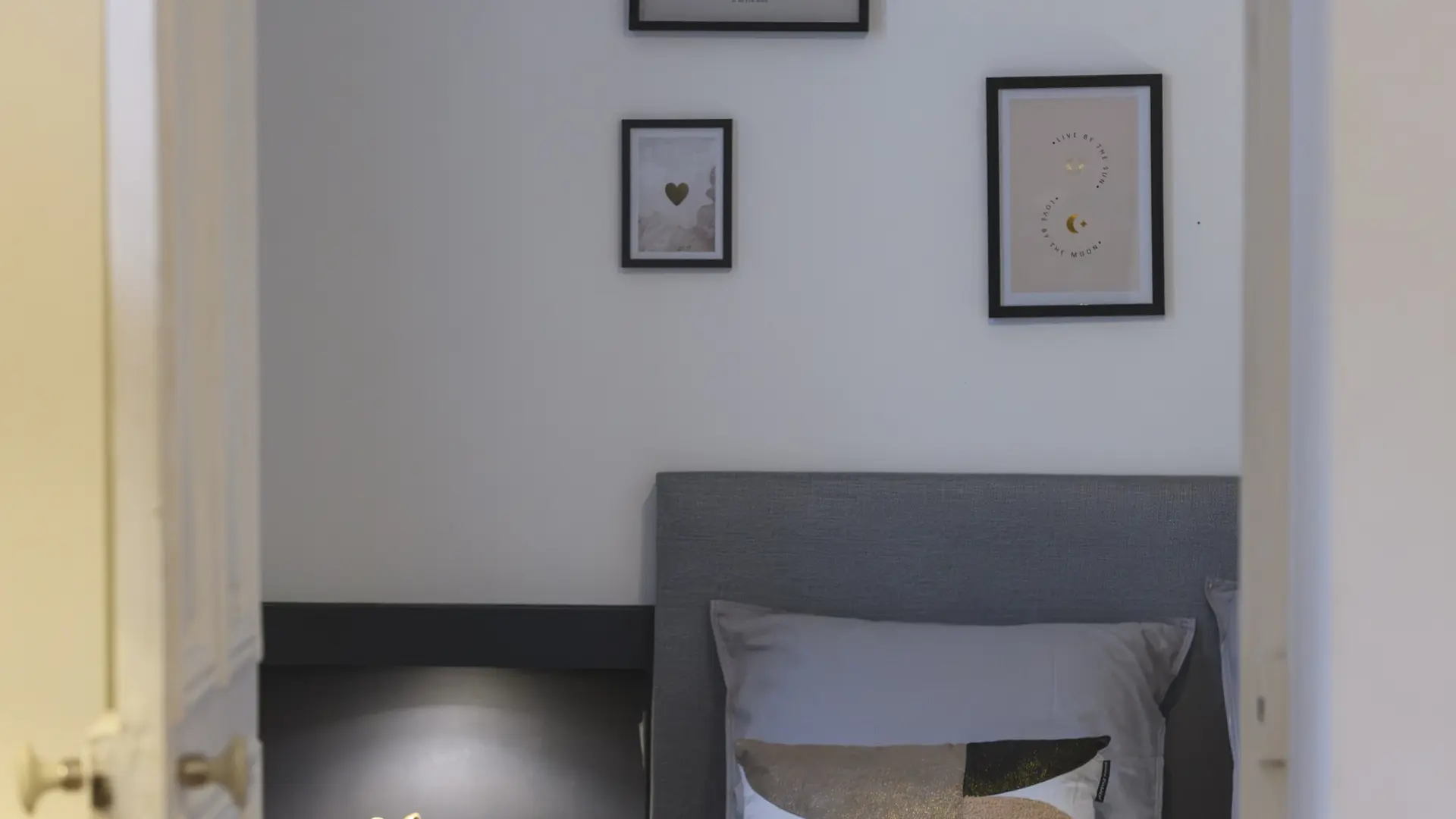 Chambre n° 1 -lit 140