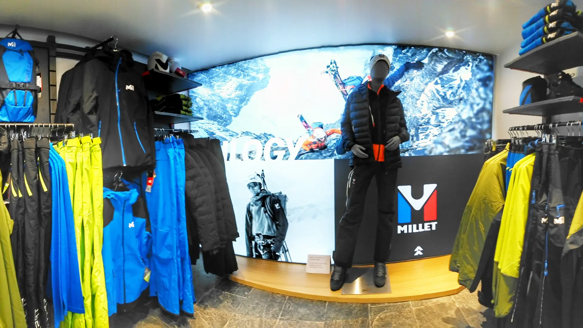 Boutique intérieur_Millet Expert Shop