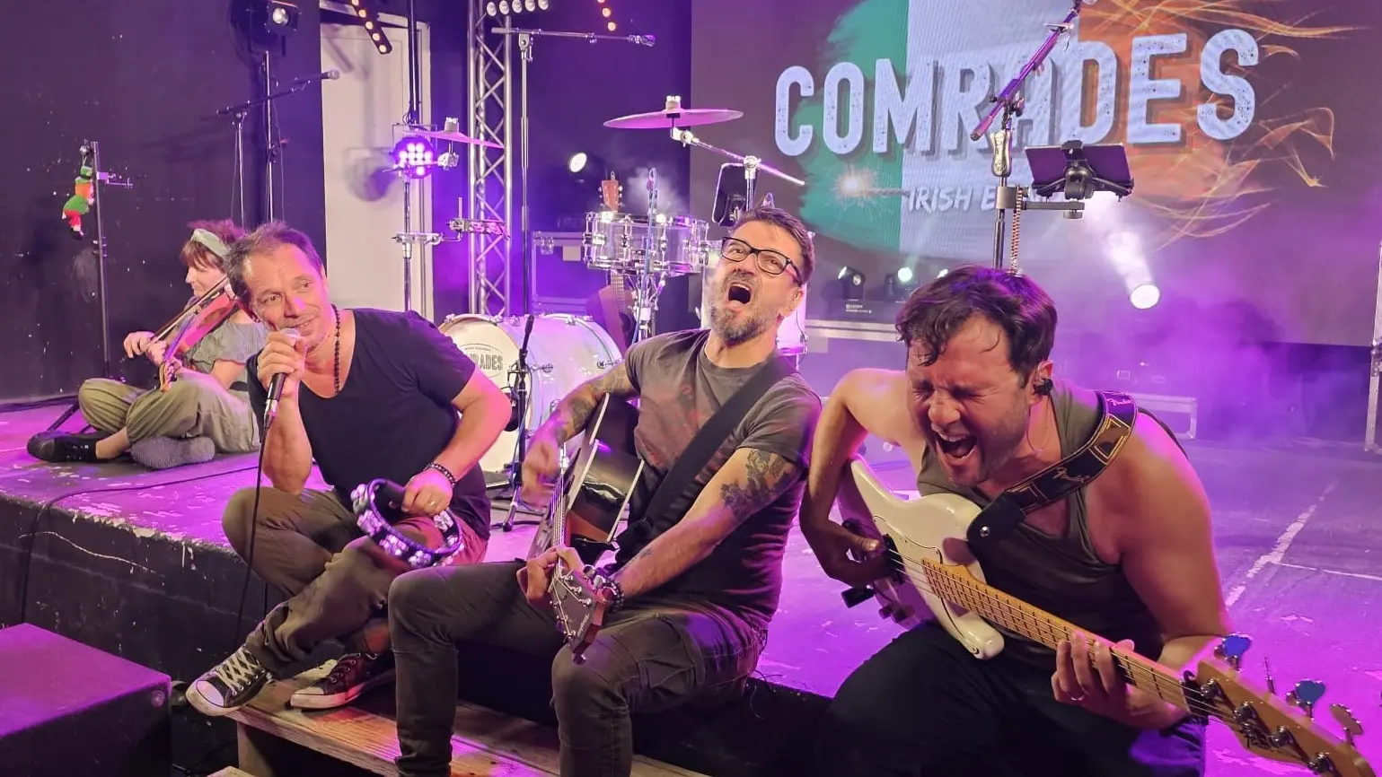 Comrades Irish Band