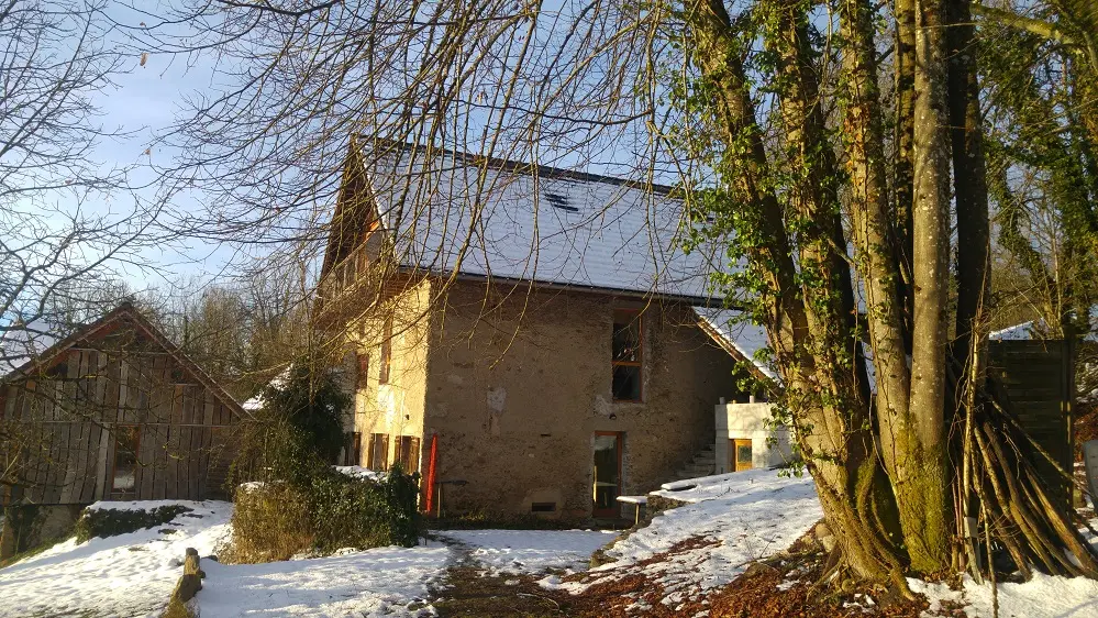 Extérieur du gîte l'hiver