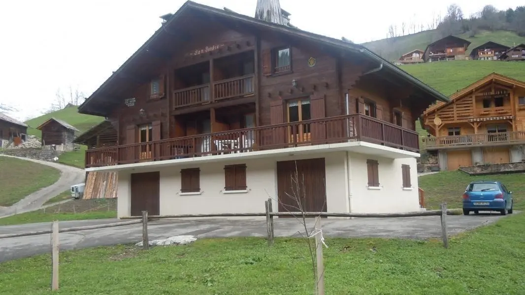 Chalet San Parfia ( qui veut dire Pointe Percée)