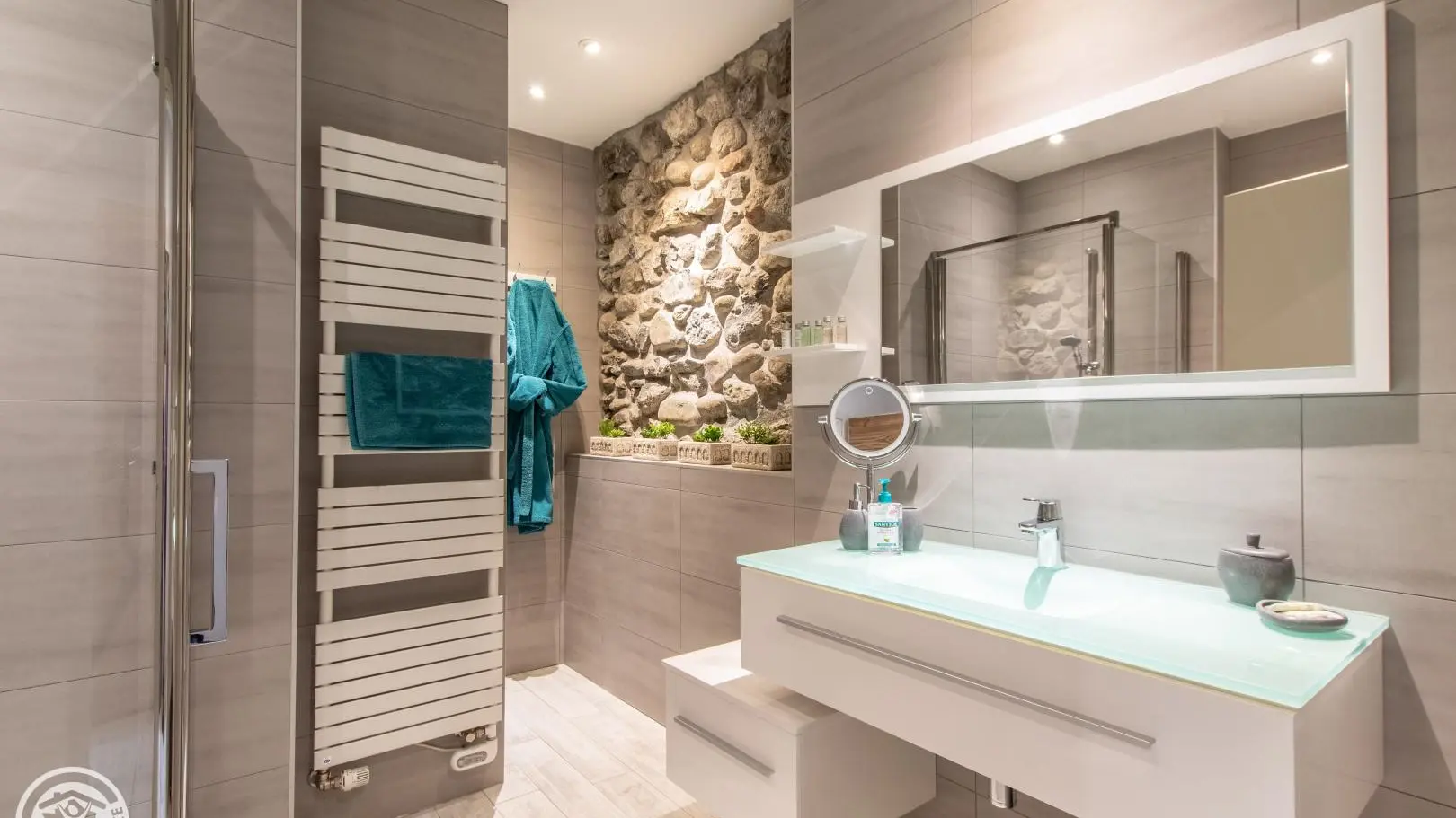 Chambre Le Parmelan - Salle d'eau