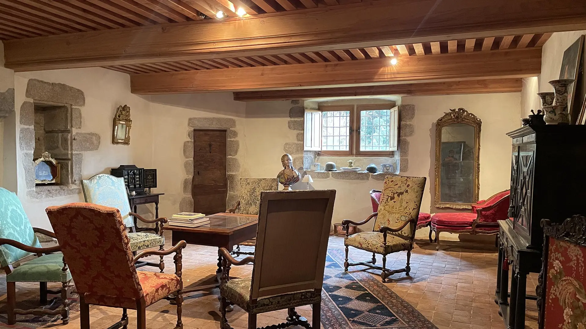 Salon