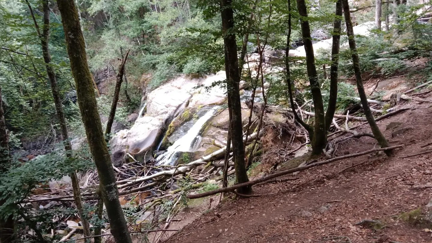 Une ballade bucolique, cascade de la Pisserotte sur la journée environ 50 km