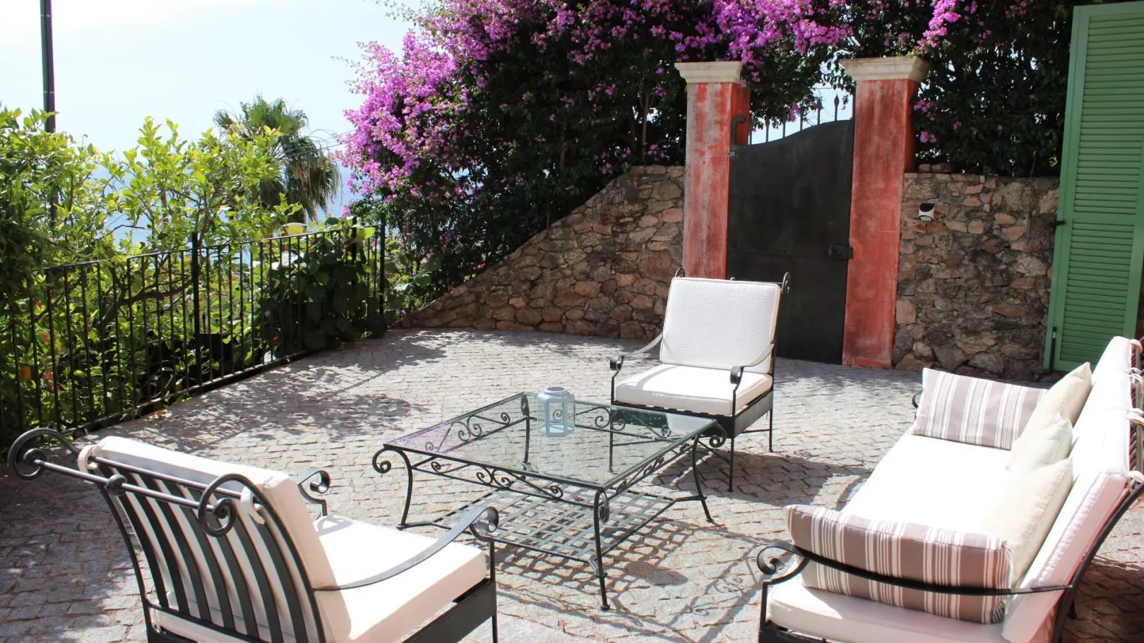 Gîte la Bastide - Terrasse - Gîtes de France Alpes-Maritimes