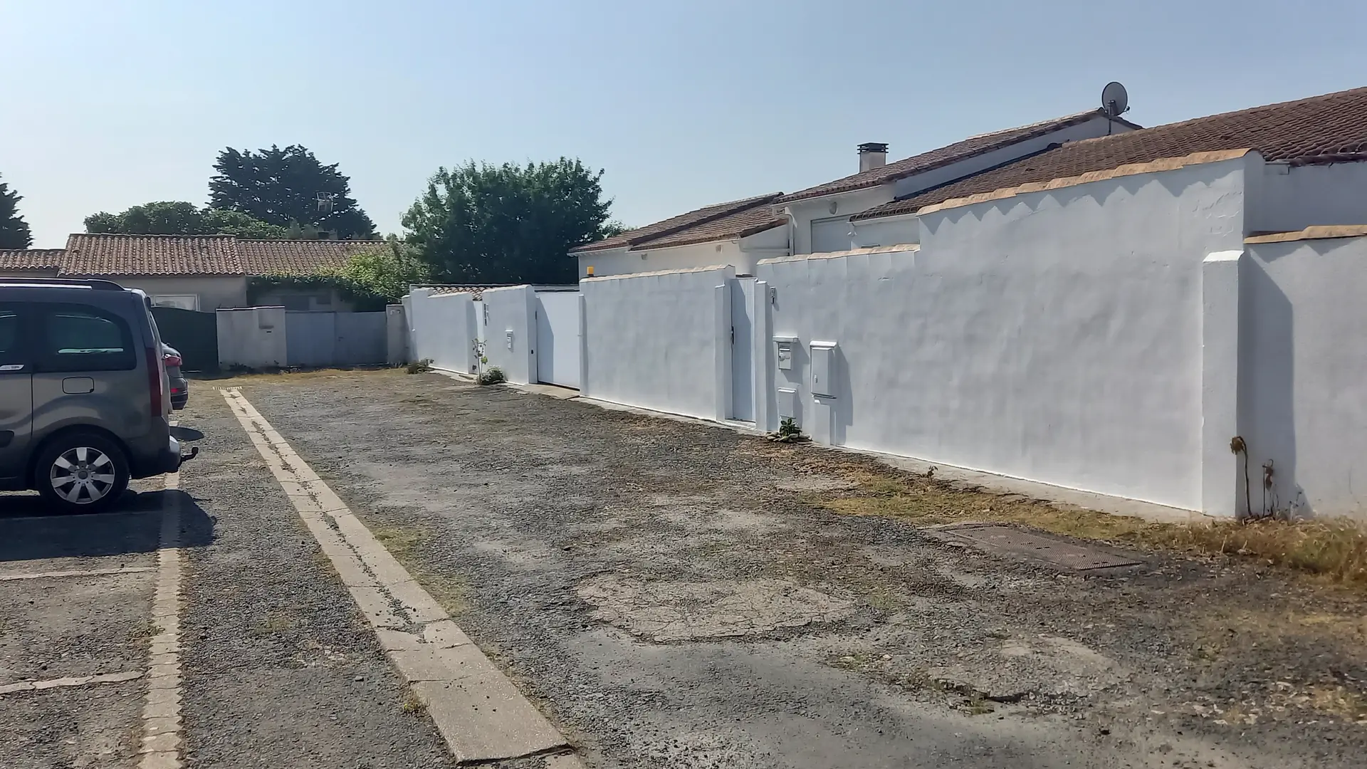 Clos Lavaud - vue maison depuis la rue