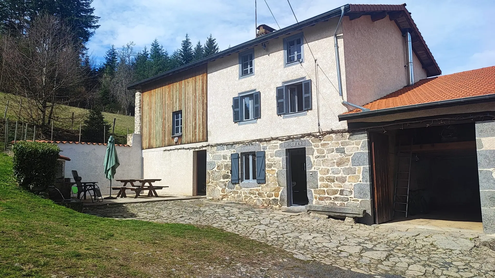 Extérieru 2