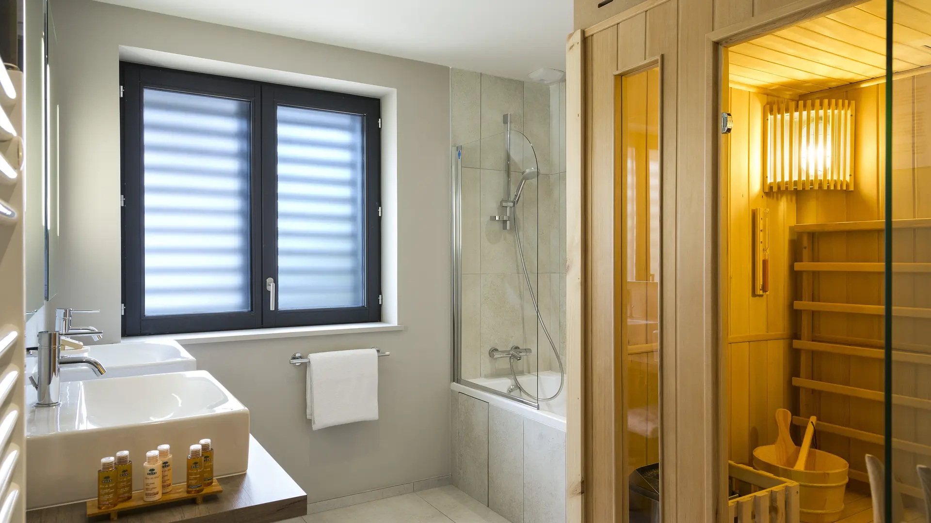 Salle de bain Cosmiques