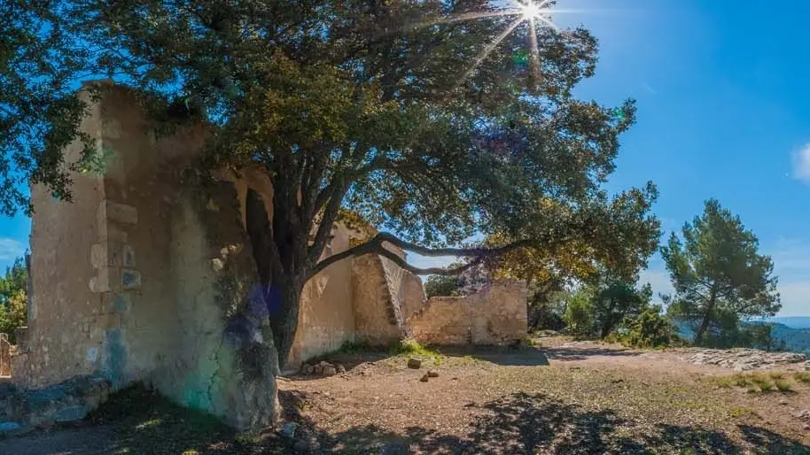 Chapelle et ermitage Saint Julien - Jean Paul Villegas