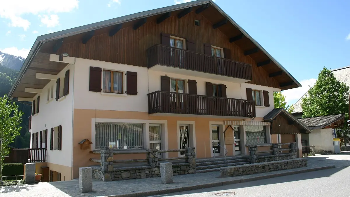 extérieur été côté route