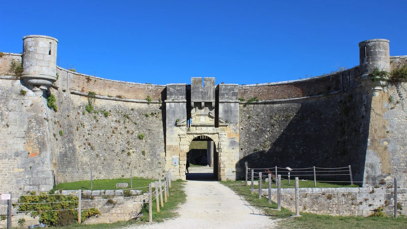 Porte d'entrée