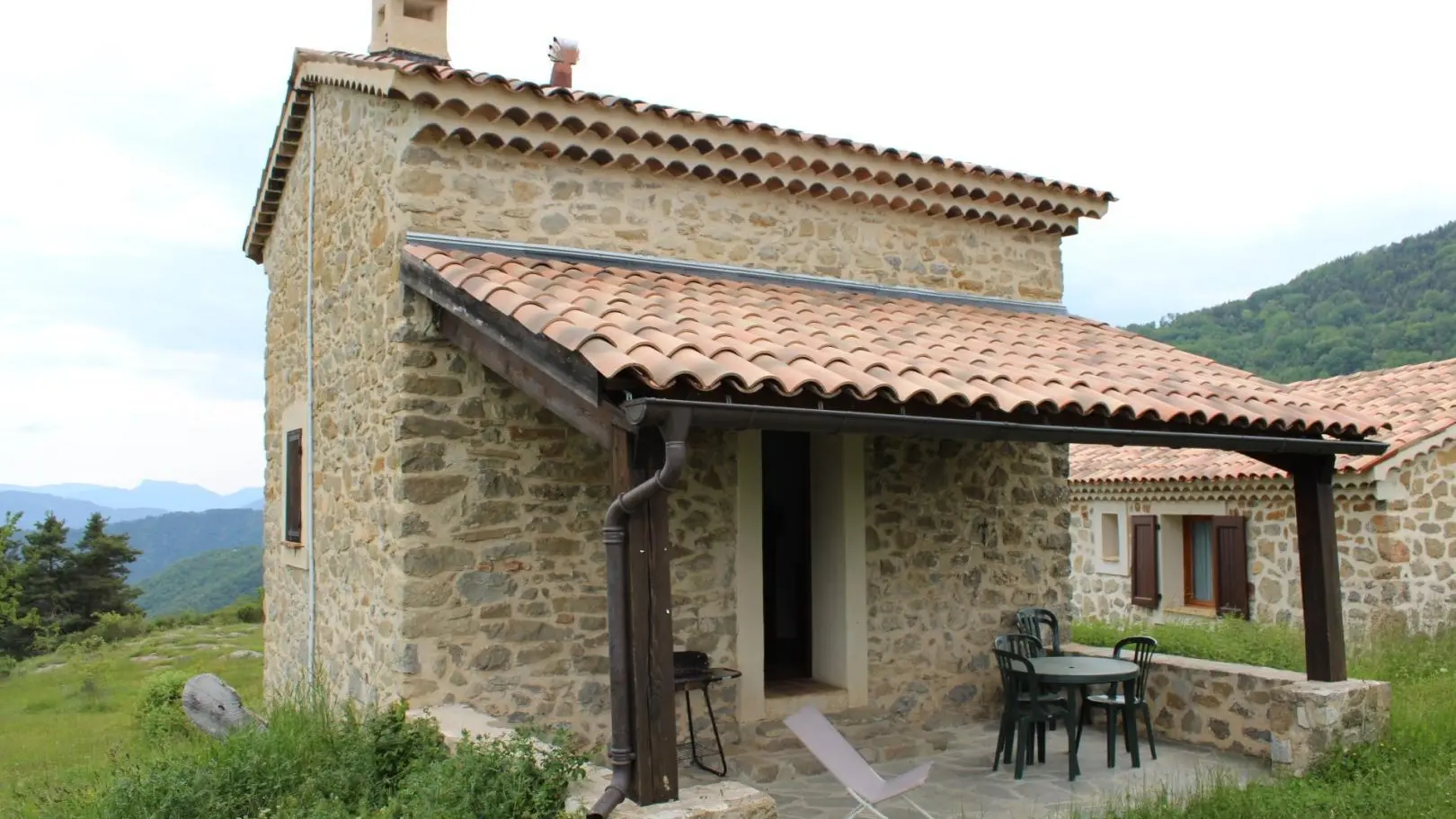 Gîte Plateau du Lac n°1-Bairols-Gîtes de France Alpes-Maritimes