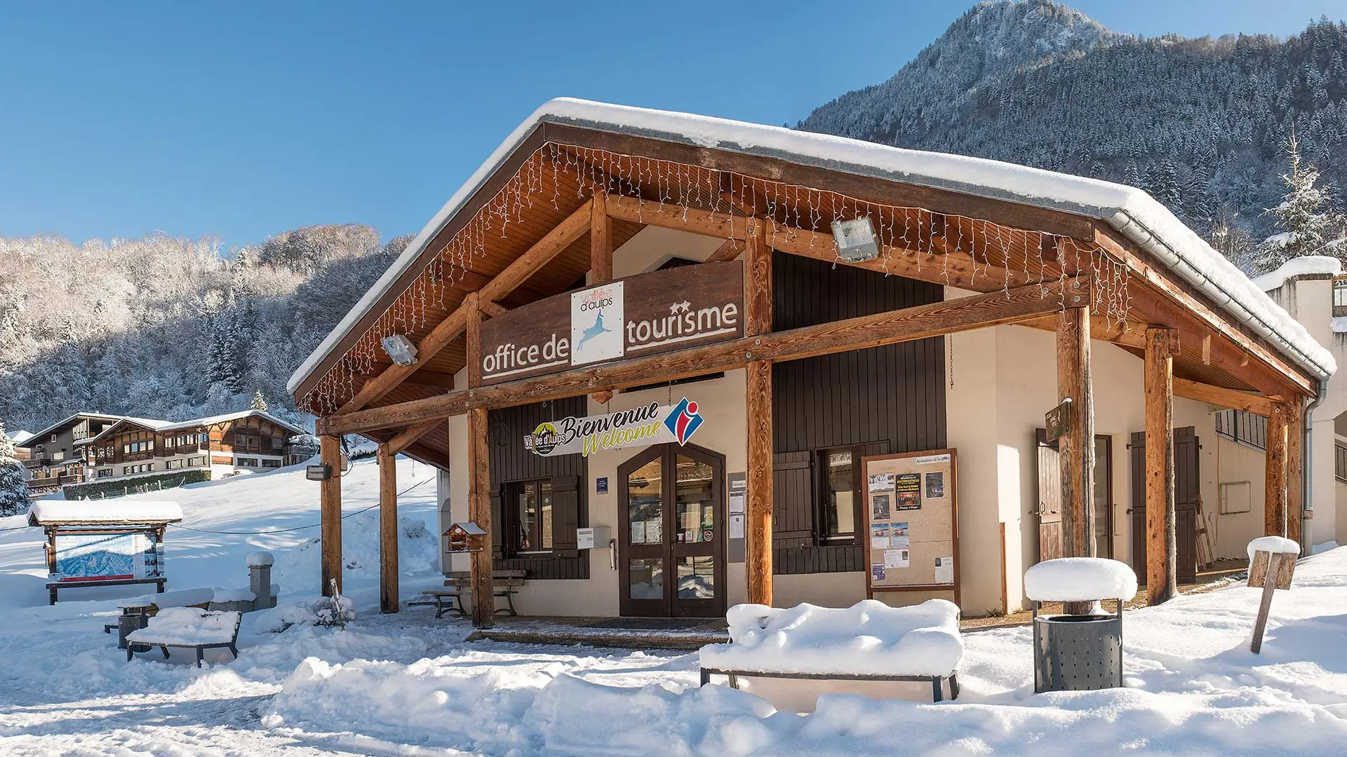 Le bureau d'accueil en hiver