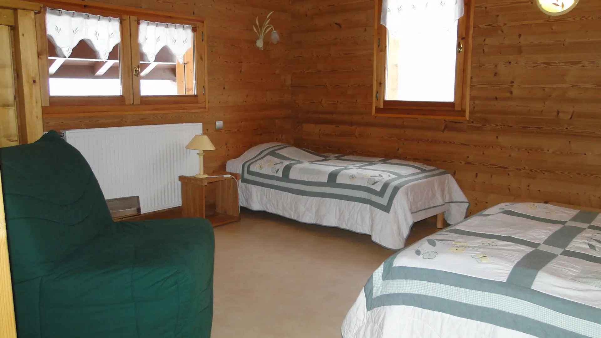 Chambre - Gîte Tournette  - Thônes, Haute-Savoie