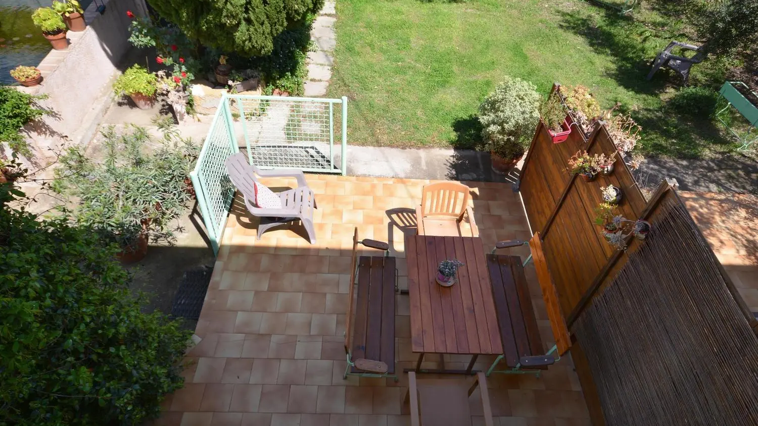 Terrasse au nord, vue de la chambre du 1er étage