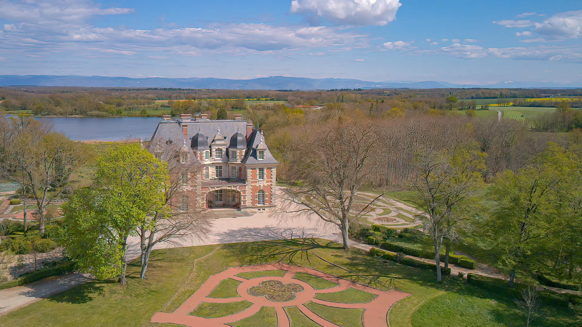 château de Joyeux vu du ciel