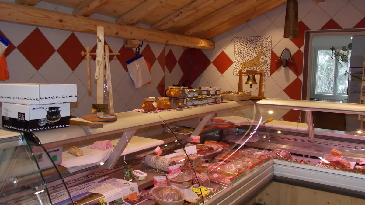 Rayon charcuterie-traiteur - Épicerie Alp Ser Vit - La Grave