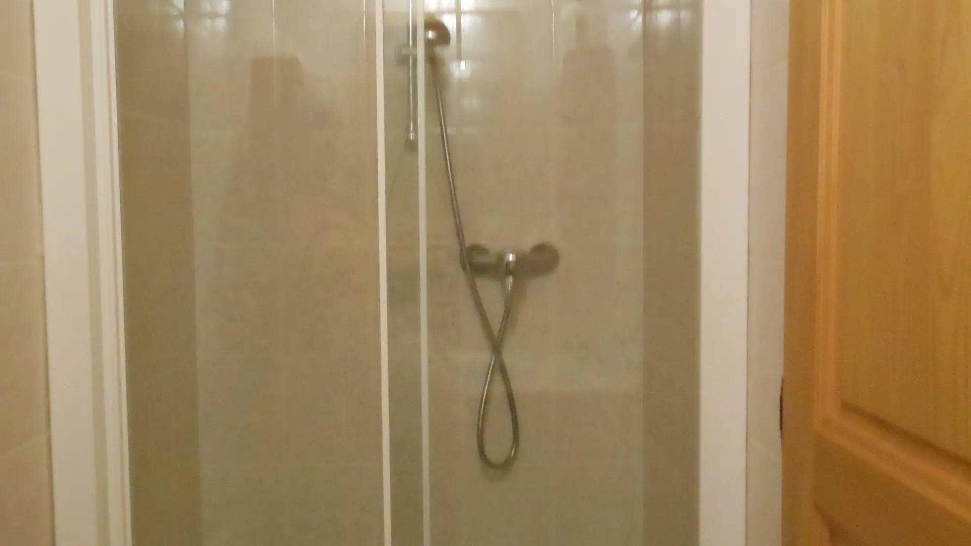 Salle de bain côté douche