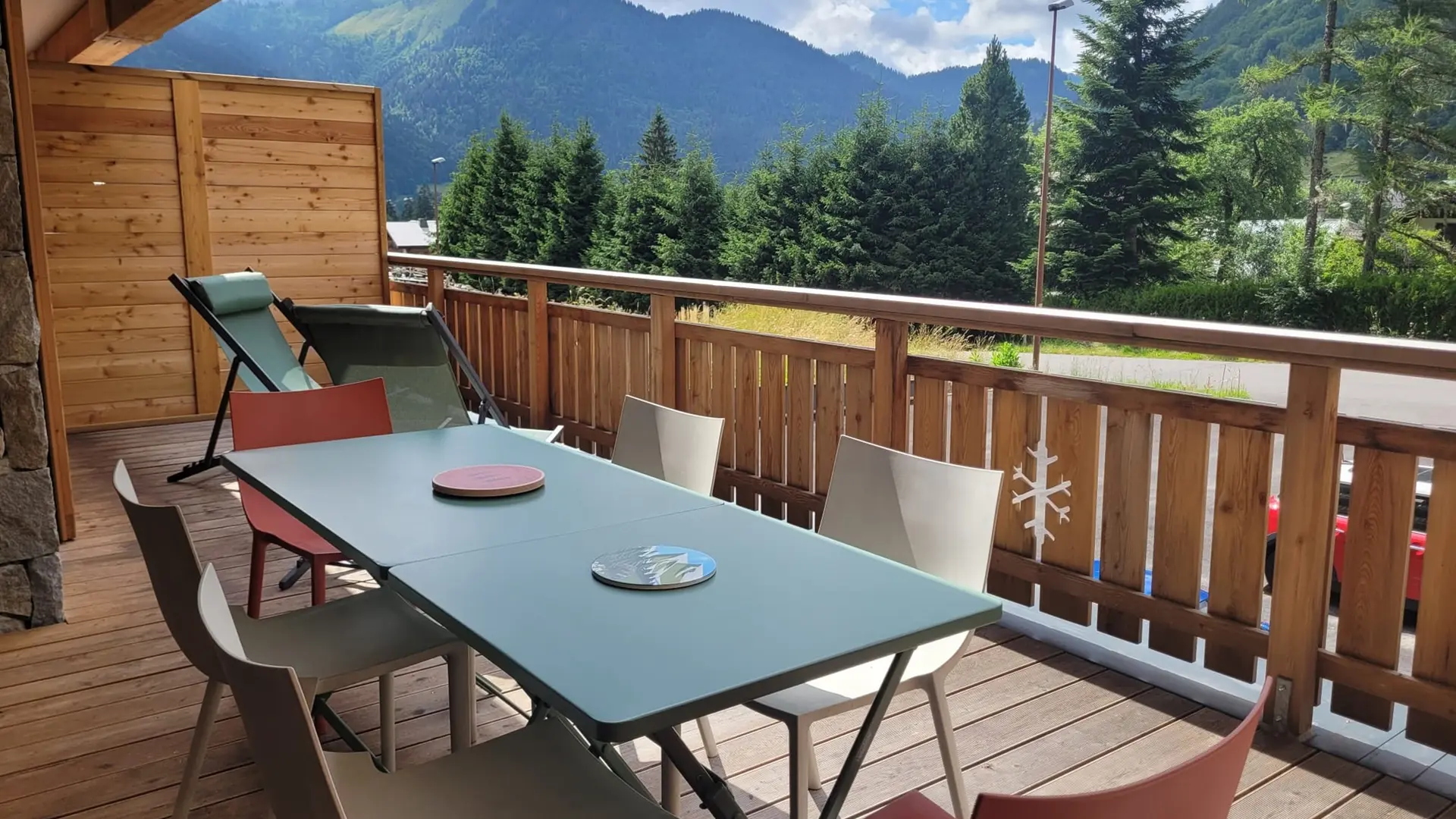 grande terrasse équipée