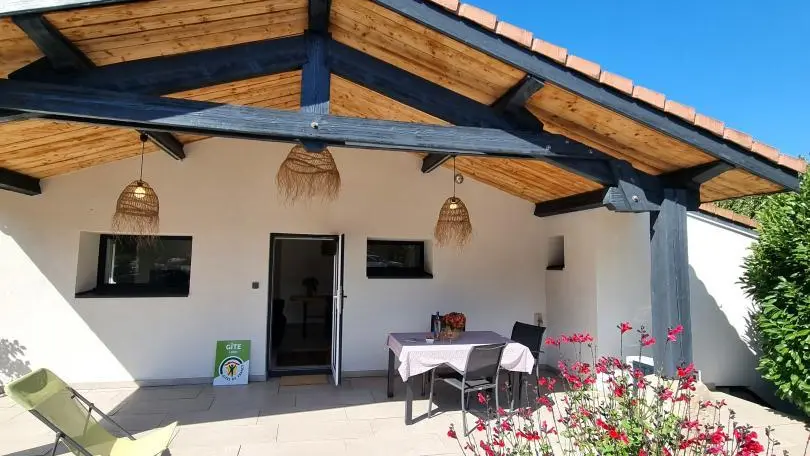 Terrasse couverte privative.
