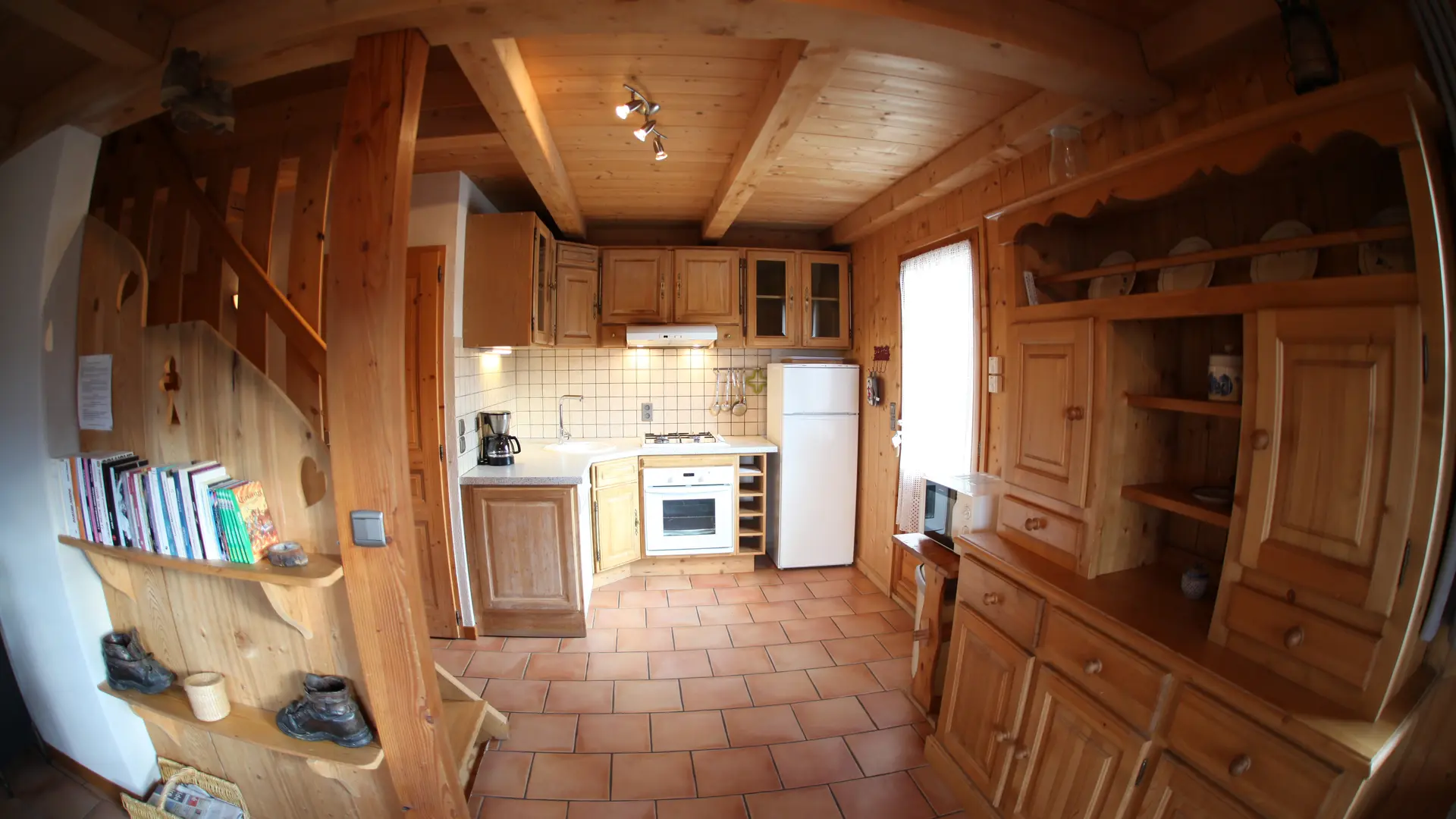 Chalet Le Grepon, pièce ouverte sur cuisine