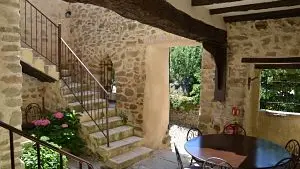 Gîte du Midi - cour intérieure