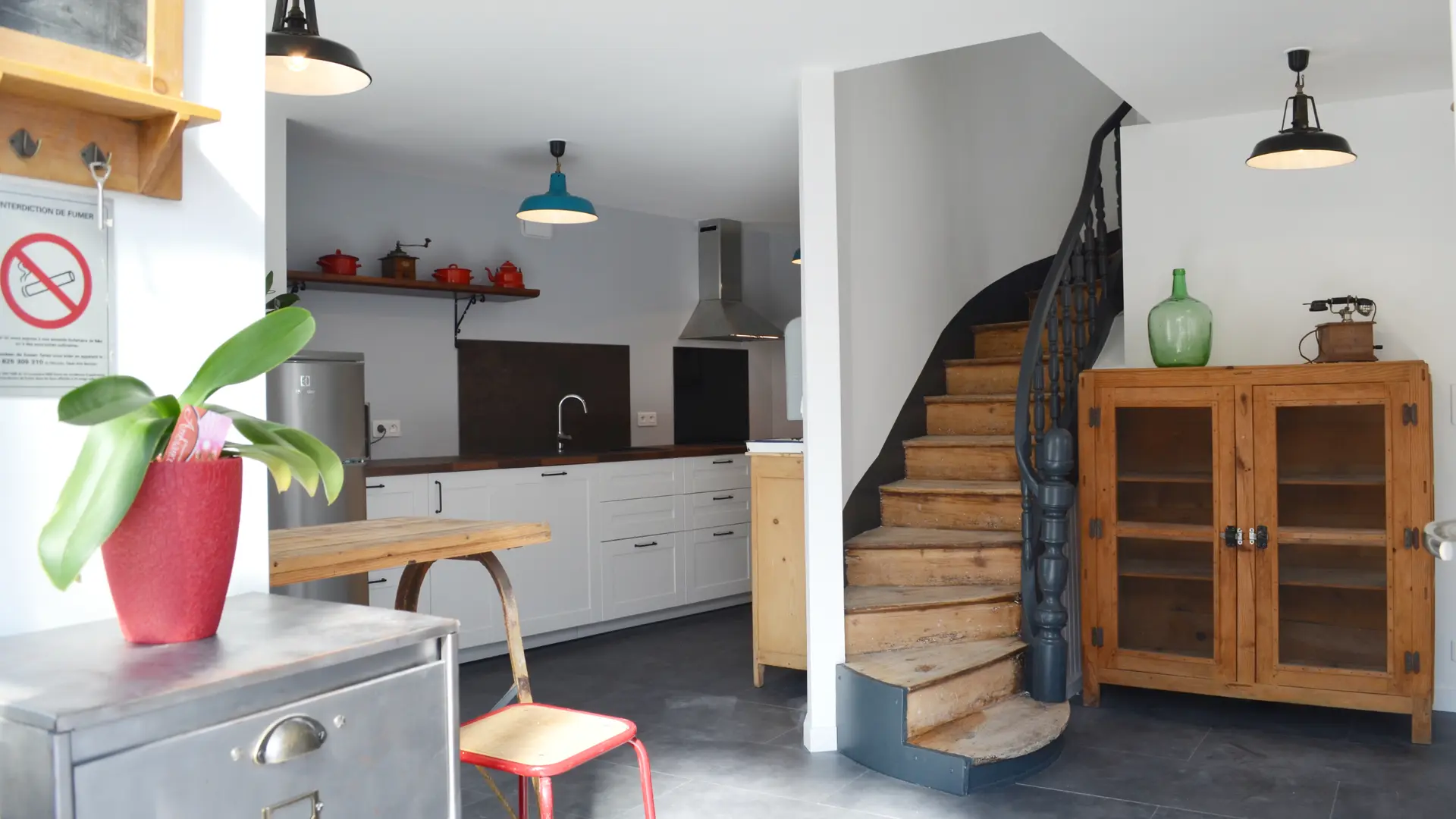 hall d'entrée/cuisine