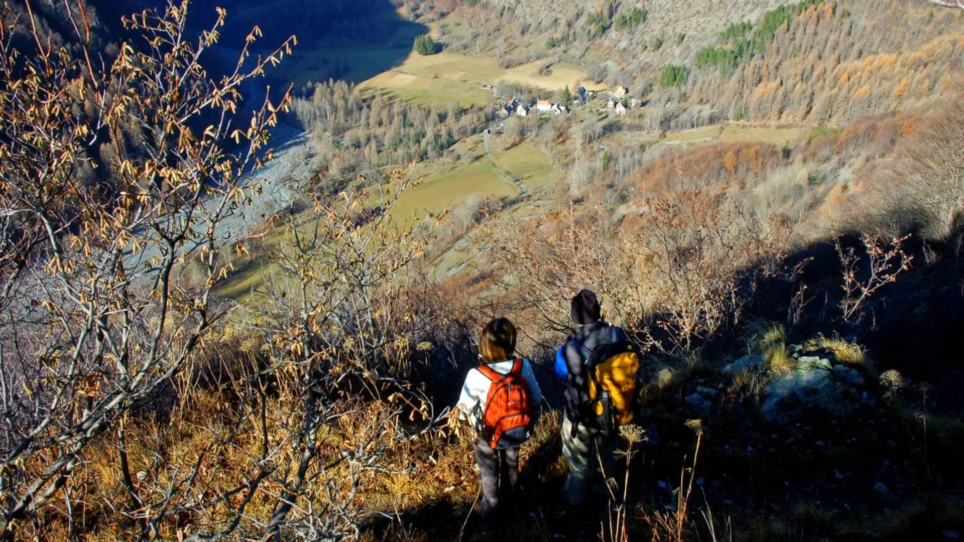 Vue sur Molines depuis le chemin de ronde