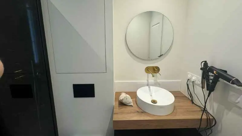 A Château-Ville-Vieille