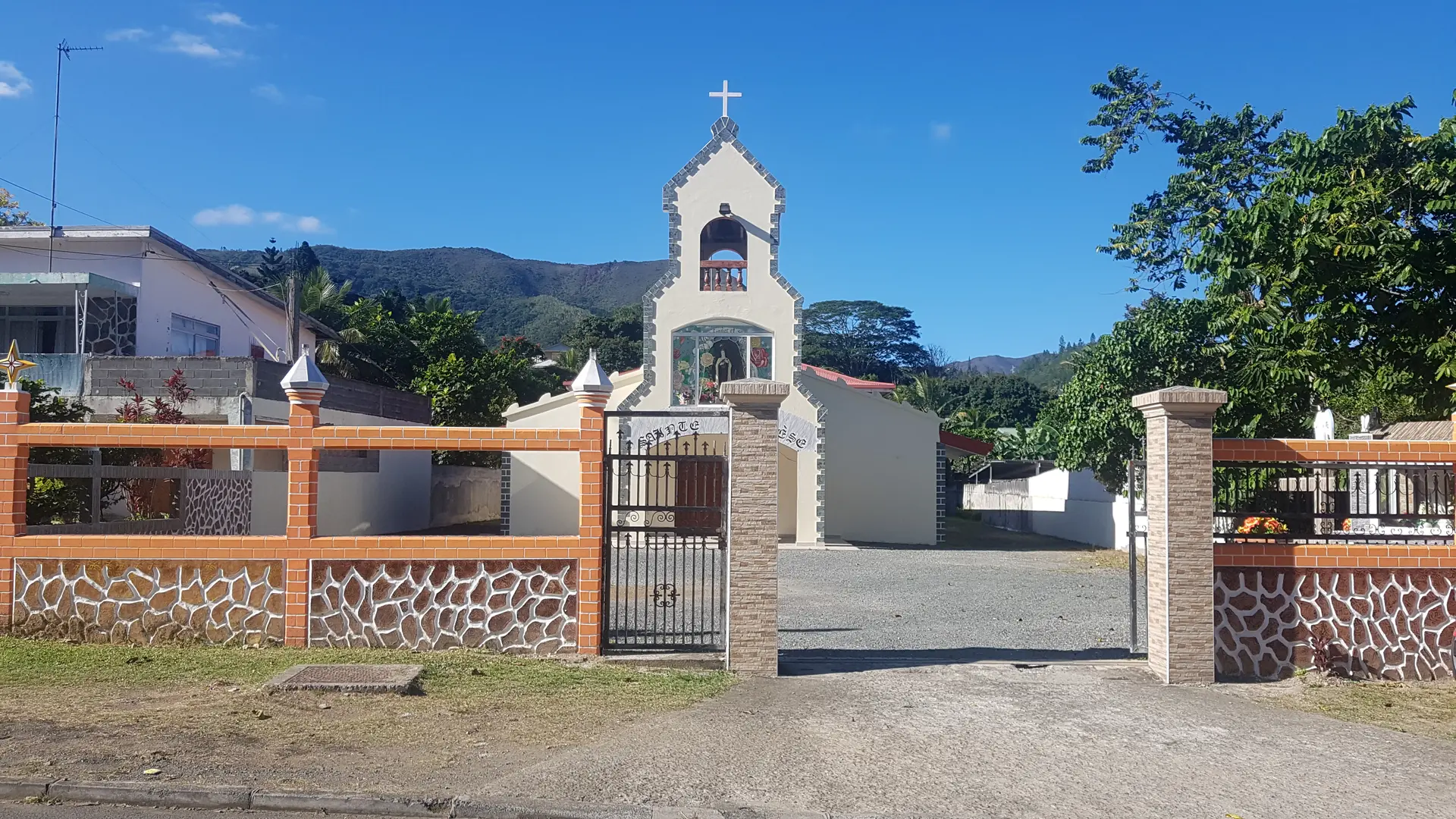 Chapelle Sainte Thérèse de Robinson