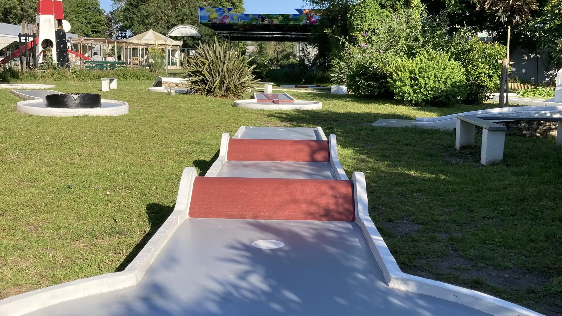 Mini-golf obstacle
