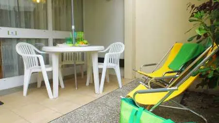 Extérieur avec espace de détente - Transats