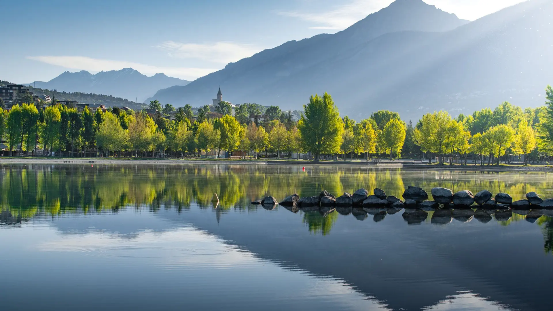 Plan d'eau d'Embrun