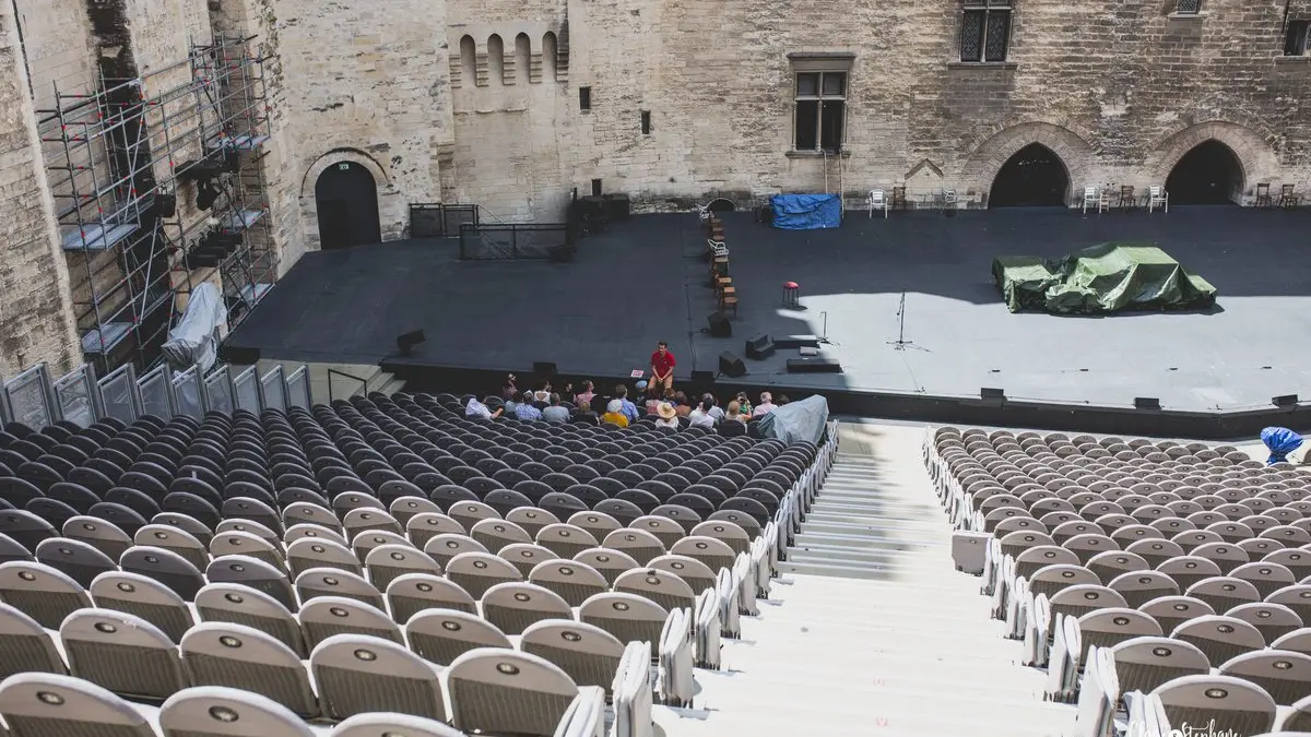 Avignon Authentic Stories