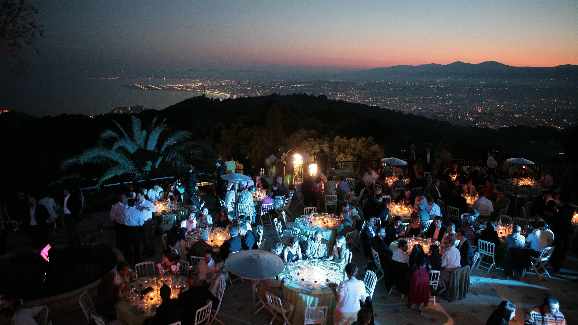 Dinner overlooking the Baie des Anges