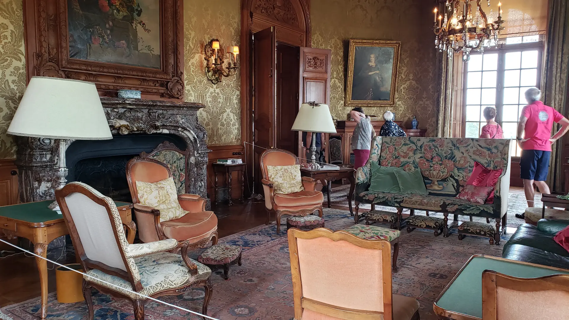intérieurs du château de  Joyeux