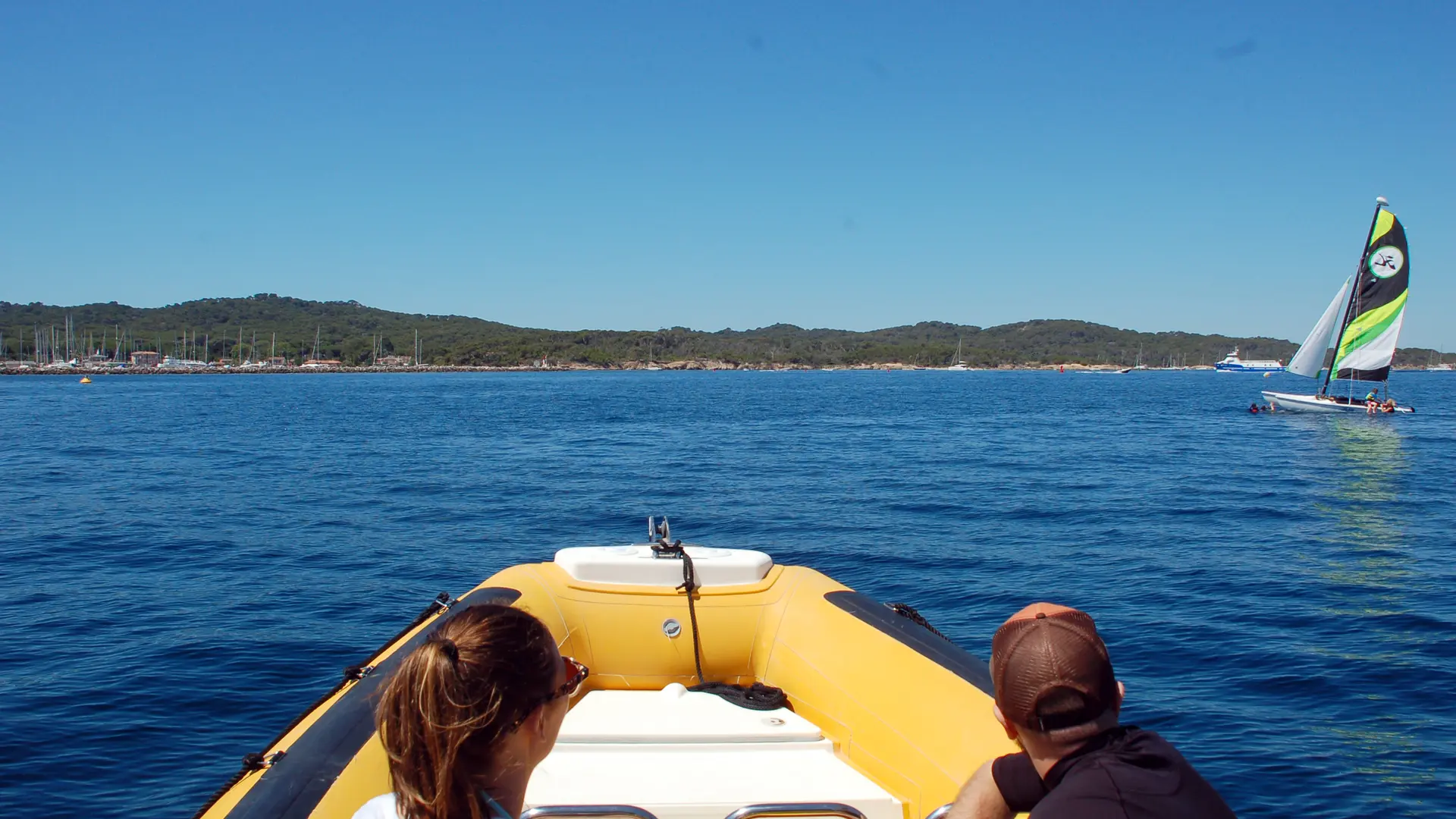 îles d'or évasion - excursions en bateau