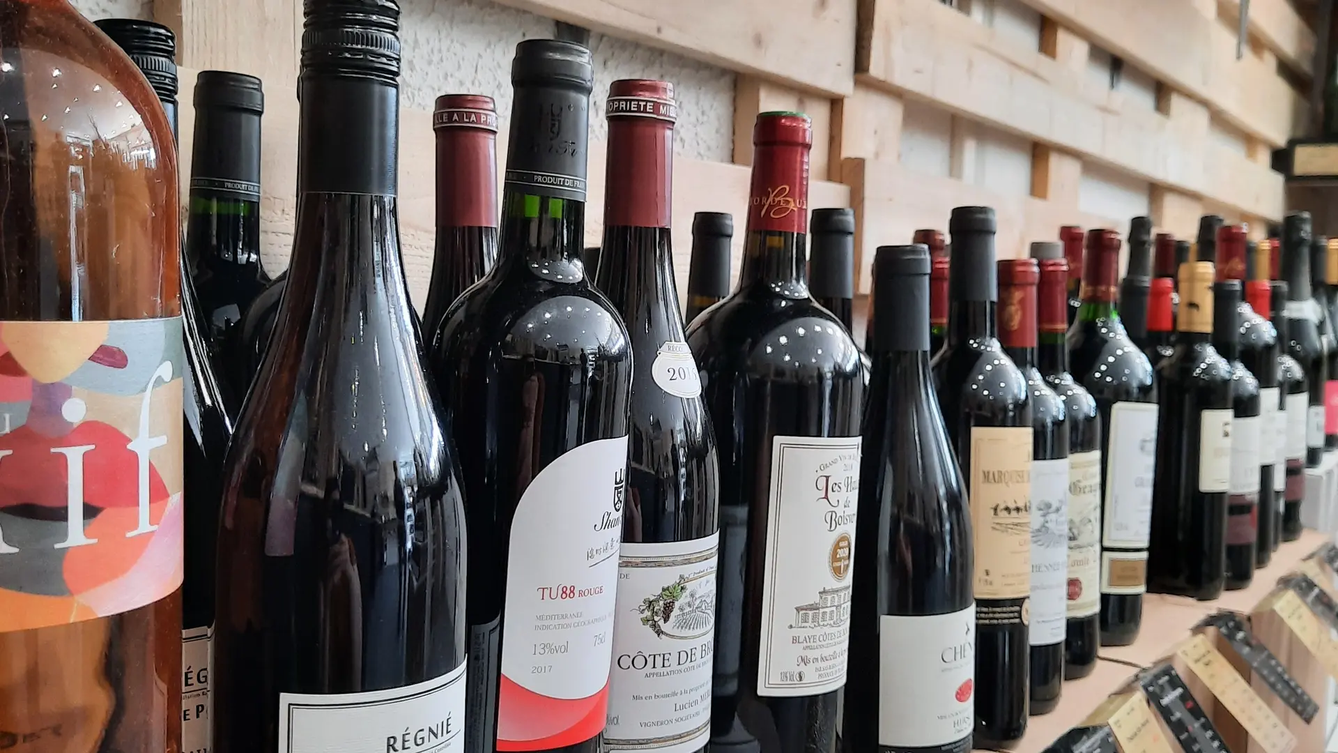 Aux Caprices Des Diots